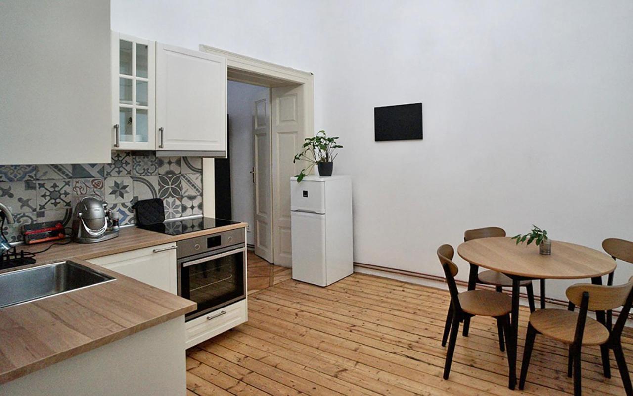 Truhlarska 4 Apartment Прага Экстерьер фото
