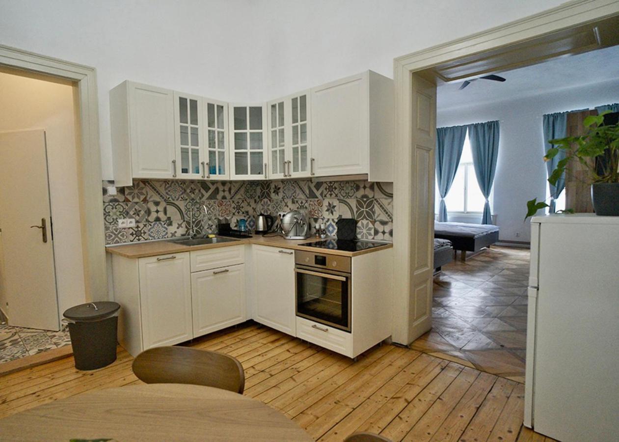 Truhlarska 4 Apartment Прага Экстерьер фото