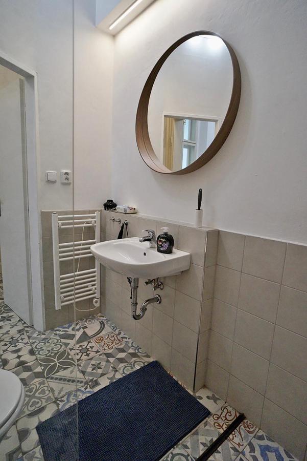 Truhlarska 4 Apartment Прага Экстерьер фото